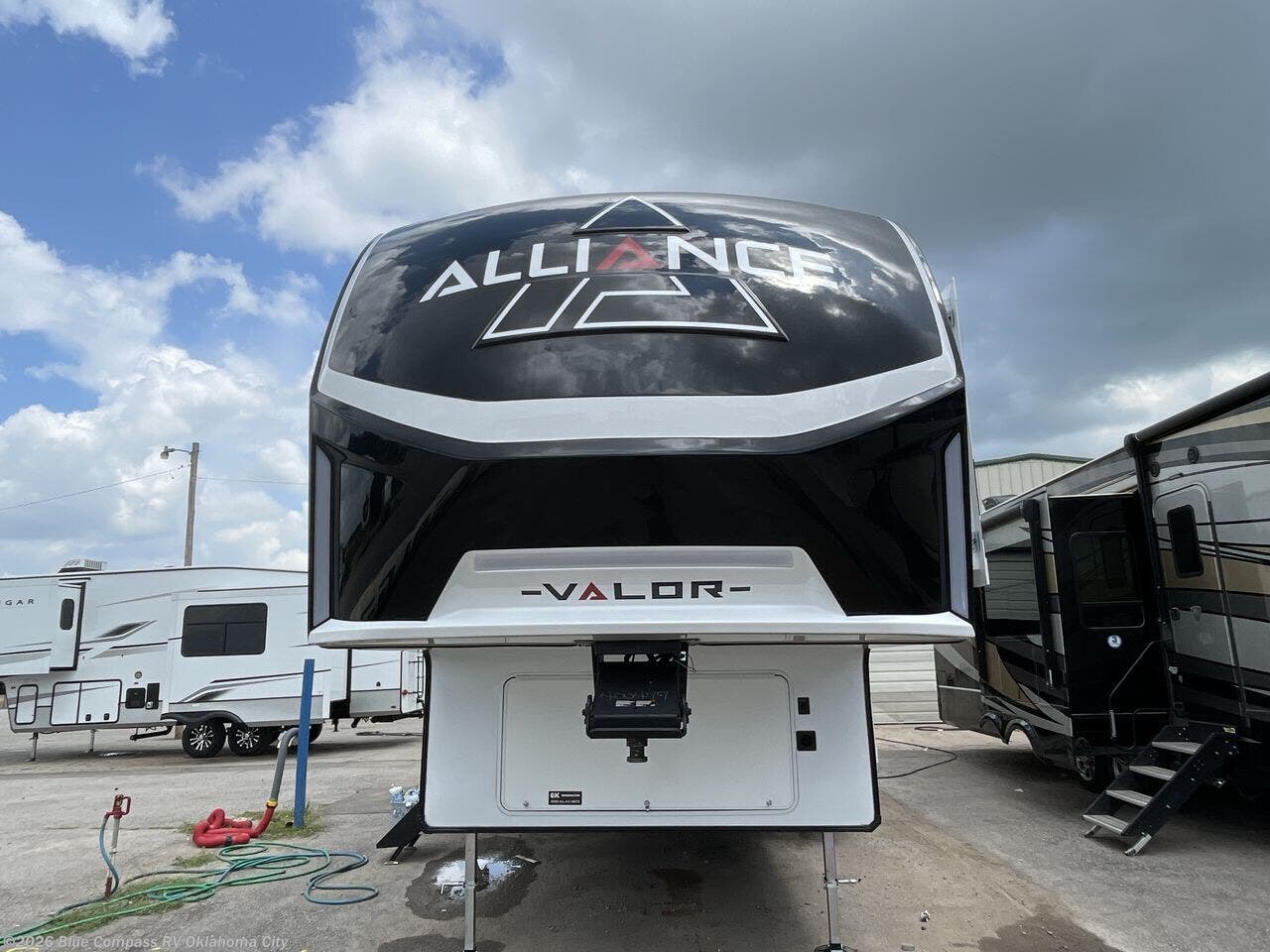 New 2026 Alliance RV Valor All-Access 32A10 available in Norman, Oklahoma