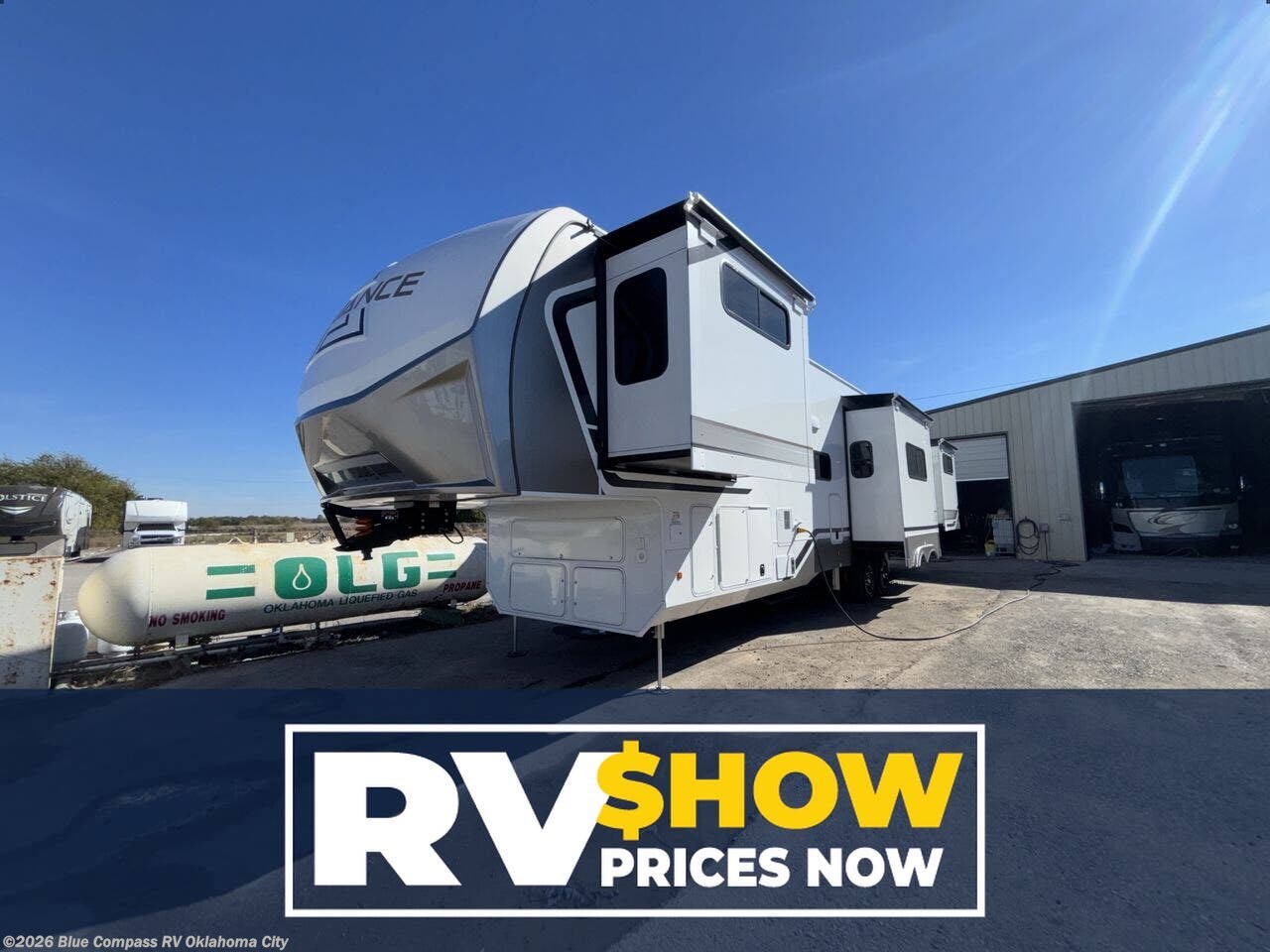 New 2026 Alliance RV Paradigm 395DS available in Norman, Oklahoma