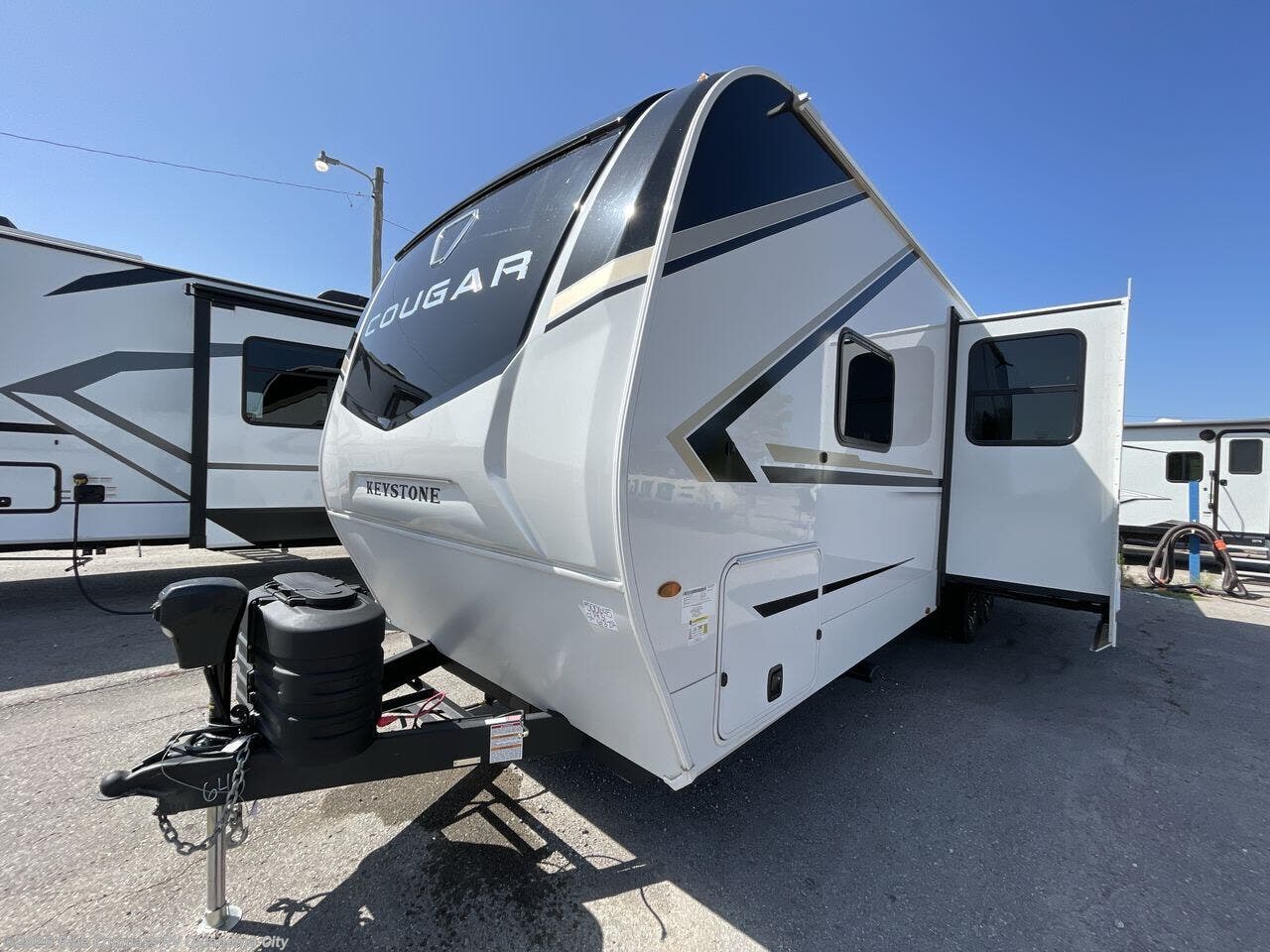 New 2027 Keystone Cougar Half-Ton 28BHS available in Norman, Oklahoma