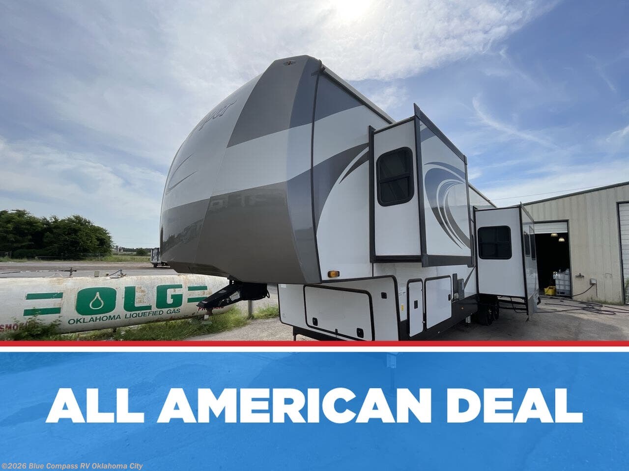 Used 2023 Forest River Sandpiper Luxury 388BHRD available in Norman, Oklahoma