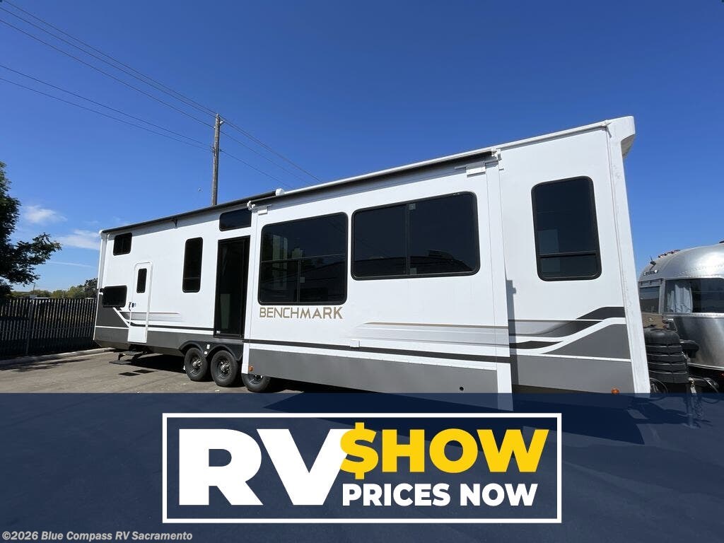 New 2025 Alliance RV Benchmark 42LFT available in Rancho Cordova, California