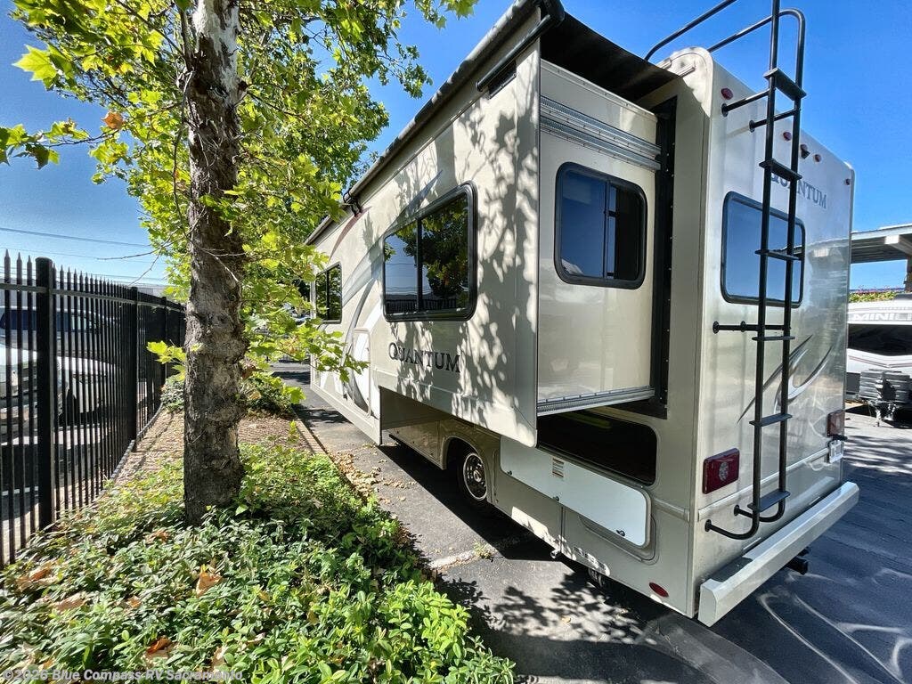 Used 2018  Thor Motor Coach Quantum Sprinter KM24 by Thor Motor Coach from Blue Compass RV Sacramento in Rancho Cordova, CA