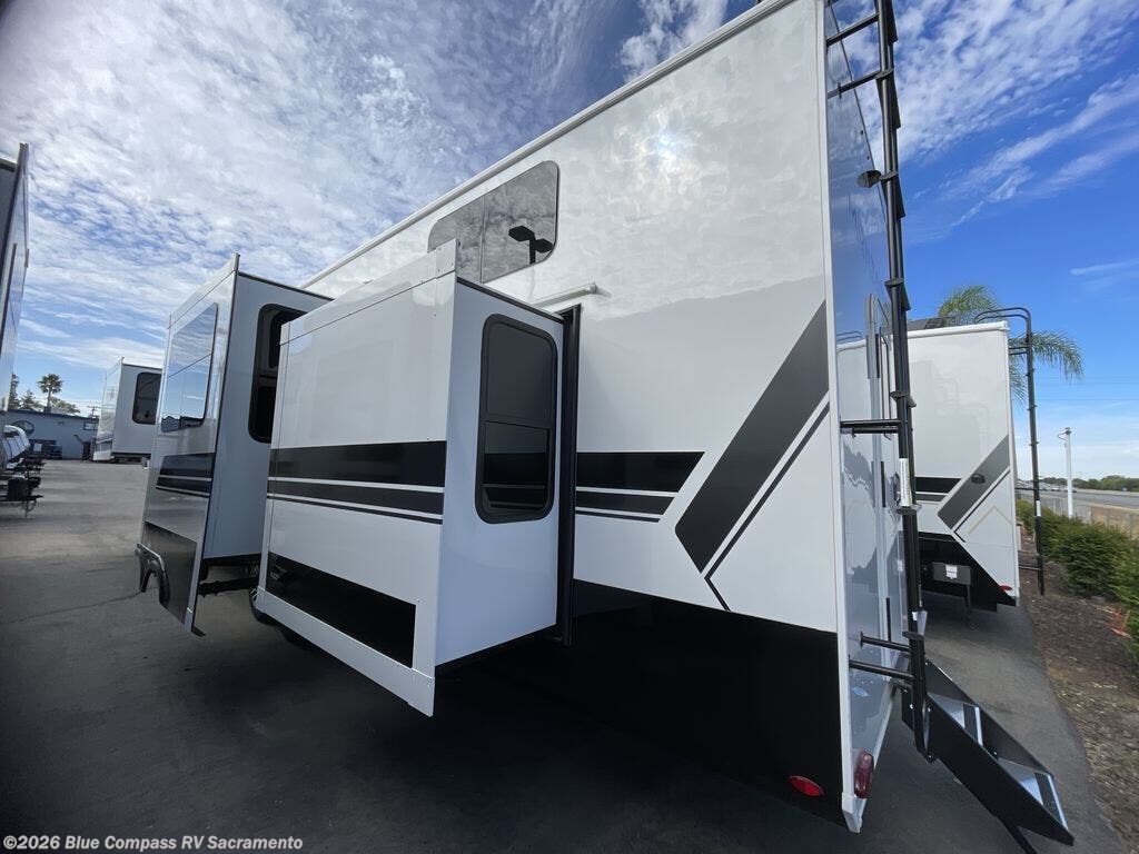 New 2027 Keystone Montana High Country 391TB available in Rancho Cordova, California