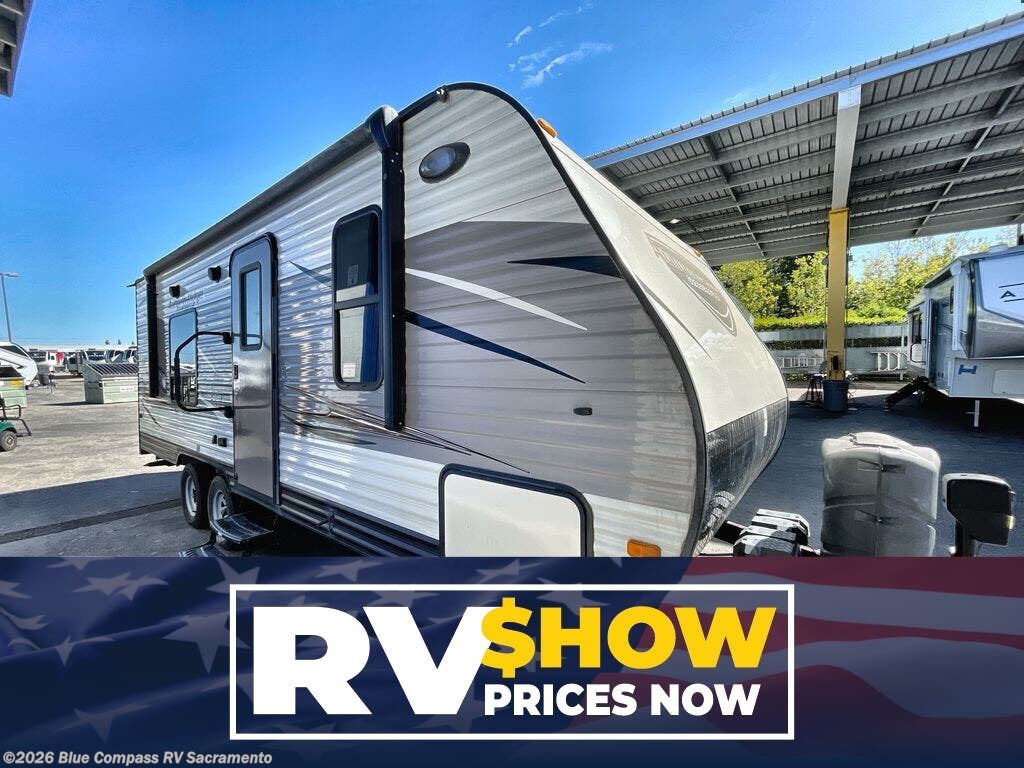 Used 2017 Starcraft Autumn Ridge 235FB available in Rancho Cordova, California