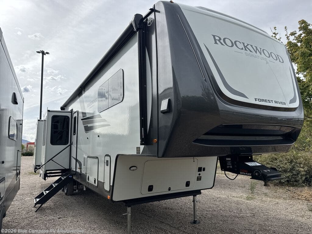 New 2026 Forest River Rockwood Signature 404SRK available in Albuquerque, New Mexico