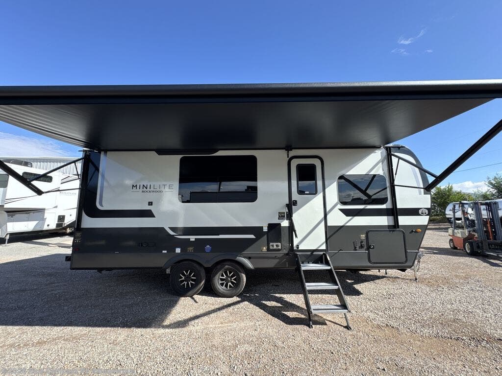 New 2027 Forest River Rockwood Mini Lite 2522FB available in Albuquerque, New Mexico