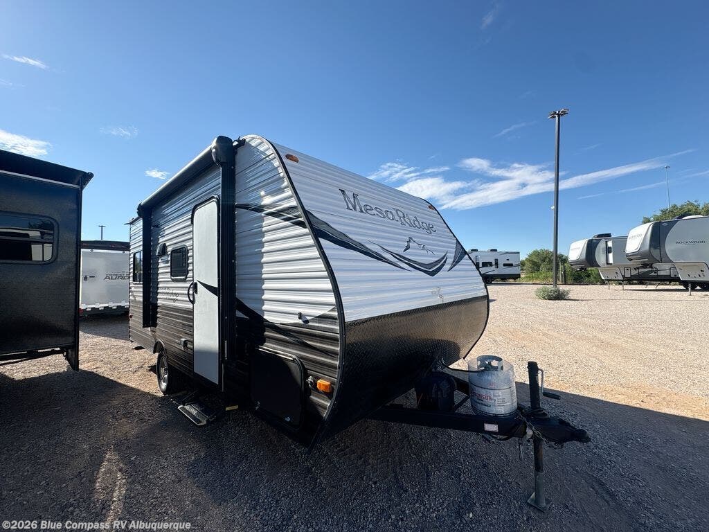 Used 2019 Highland Ridge Mesa Ridge Conventional MR171RD available in Albuquerque, New Mexico