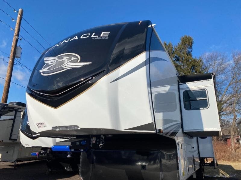 New 2025 Jayco Pinnacle 38FBRK available in Souderton, Pennsylvania