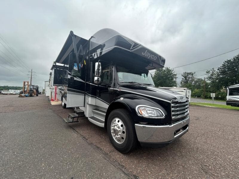 New 2026 Jayco Seneca 37K available in Souderton, Pennsylvania