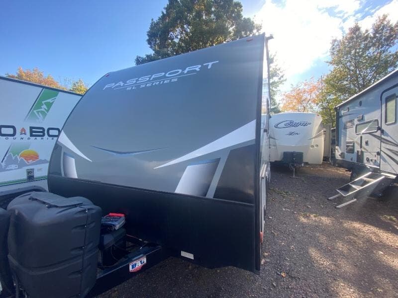 Used 2021  Keystone Passport 219BH SL Series by Keystone from Fretz RV in Souderton, PA