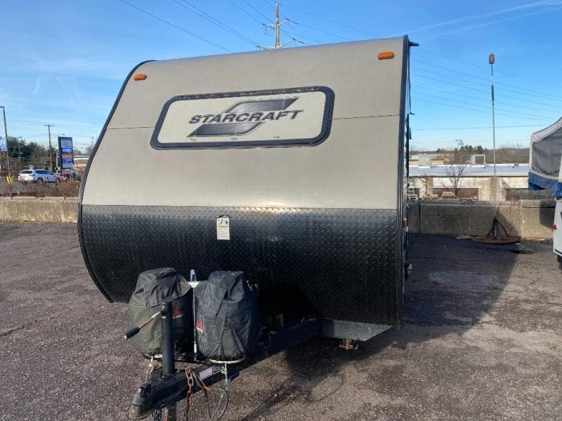 Used 2016  Starcraft AR-ONE 18QB by Starcraft from Fretz RV in Souderton, PA