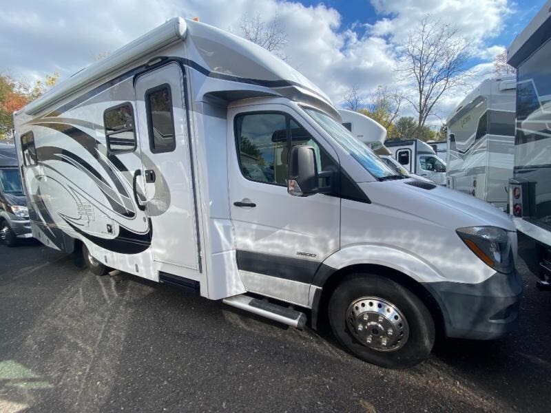 Used 2016 Renegade  Villagio 25QRS available in Souderton, Pennsylvania
