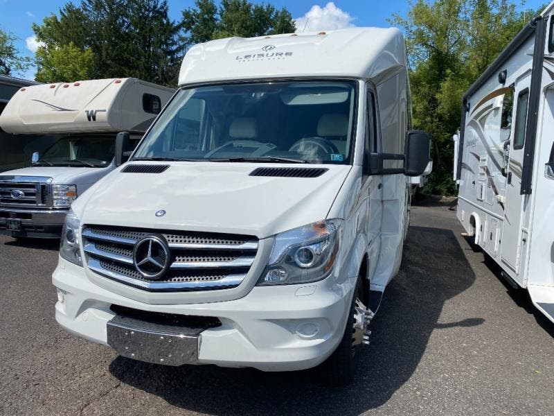 Used 2015 Leisure Travel Unity U24TB available in Souderton, Pennsylvania
