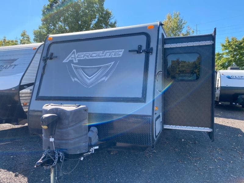 Used 2015 Dutchmen Aerolite 224 es available in Souderton, Pennsylvania