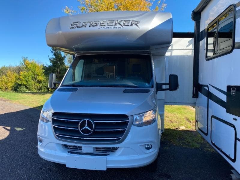 Used 2022  Forest River Sunseeker MBS 2400B by Forest River from Fretz RV in Souderton, PA
