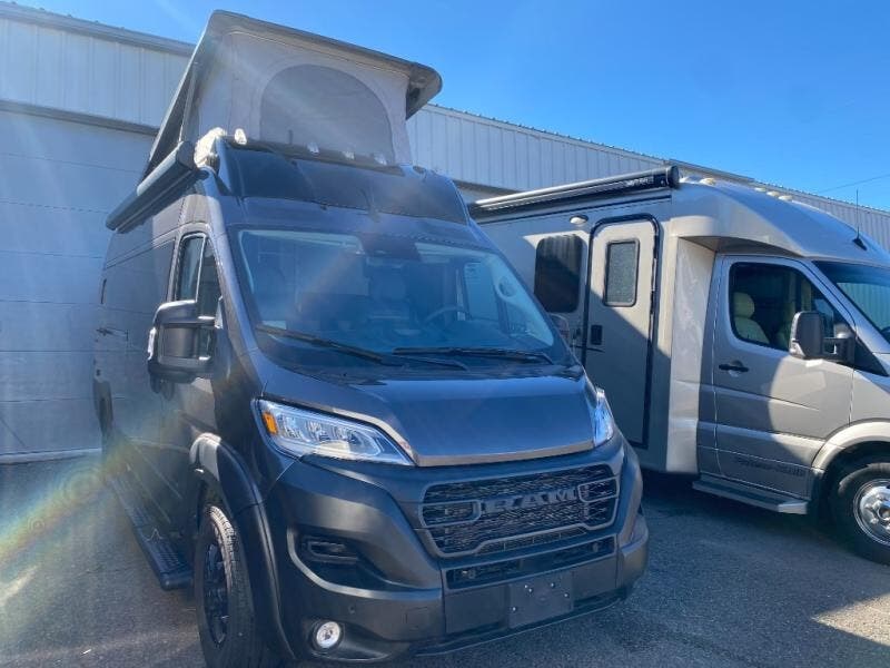 Used 2025  Airstream Rangeline Std. Model by Airstream from Fretz RV in Souderton, PA