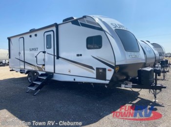 Used 2022 CrossRoads Sunset Trail SS269FK available in Cleburne, Texas