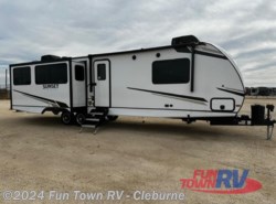 Used 2023 CrossRoads Sunset Trail SS330SI available in Cleburne, Texas