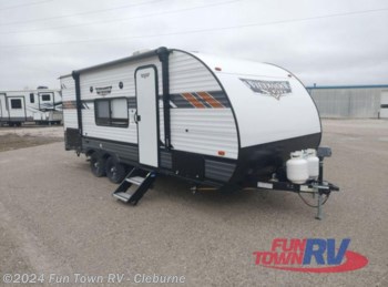 Used 2022 Forest River Wildwood X-Lite 19DBXL available in Cleburne, Texas