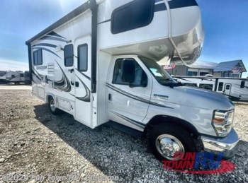 Used 2019 Forest River Sunseeker 2290S Ford available in Cleburne, Texas
