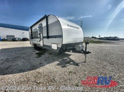 Used 2022 Gulf Stream Kingsport Ultra Lite 248BH available in Cleburne, Texas