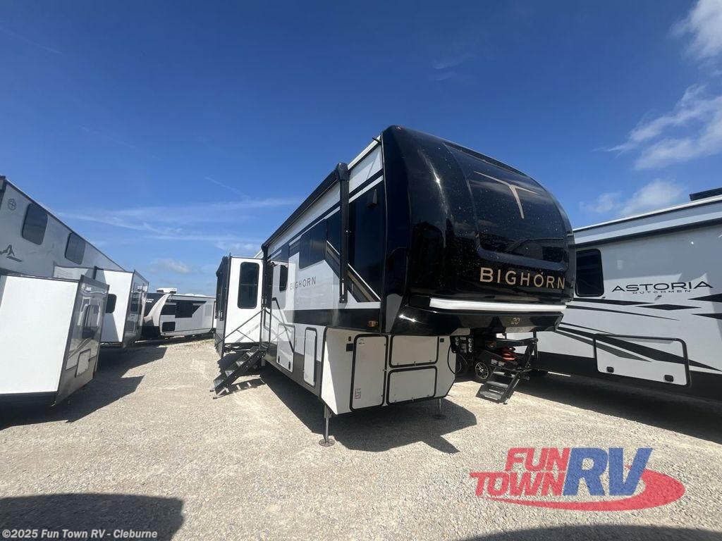 New 2025 Heartland Bighorn 392DS available in Cleburne, Texas