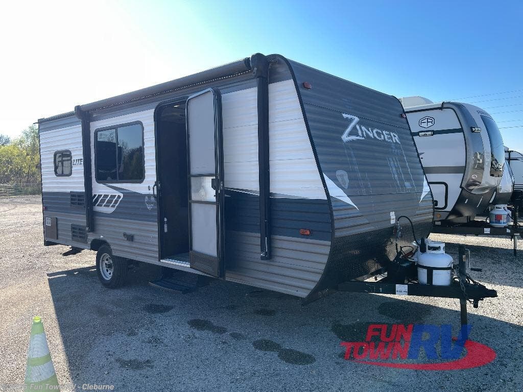 Used 2019 CrossRoads Zinger Lite ZR18RK available in Cleburne, Texas