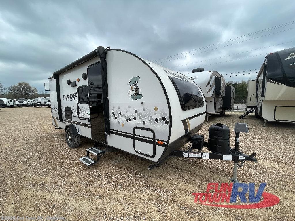 Used 2022 Forest River  R Pod 193 available in Cleburne, Texas
