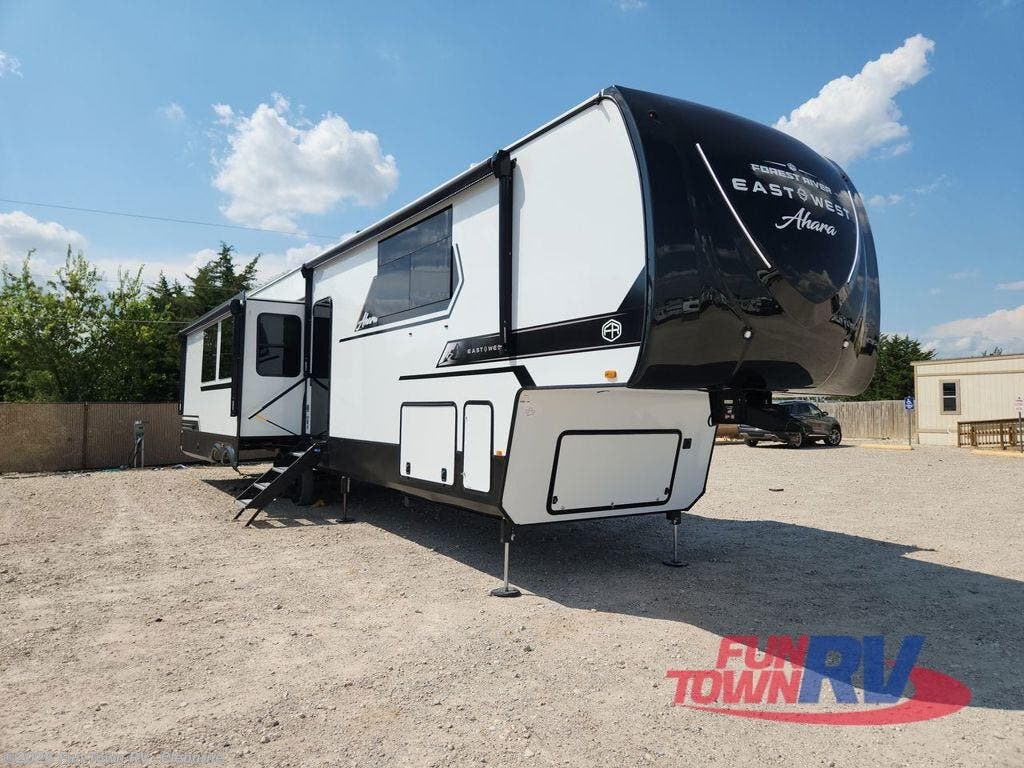 New 2026 East to West Ahara 395FB available in Cleburne, Texas