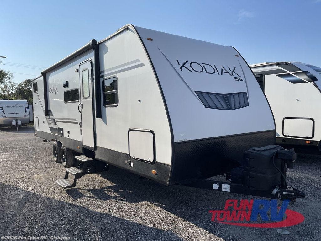 Used 2022 Dutchmen Kodiak SE 28SBH available in Cleburne, Texas