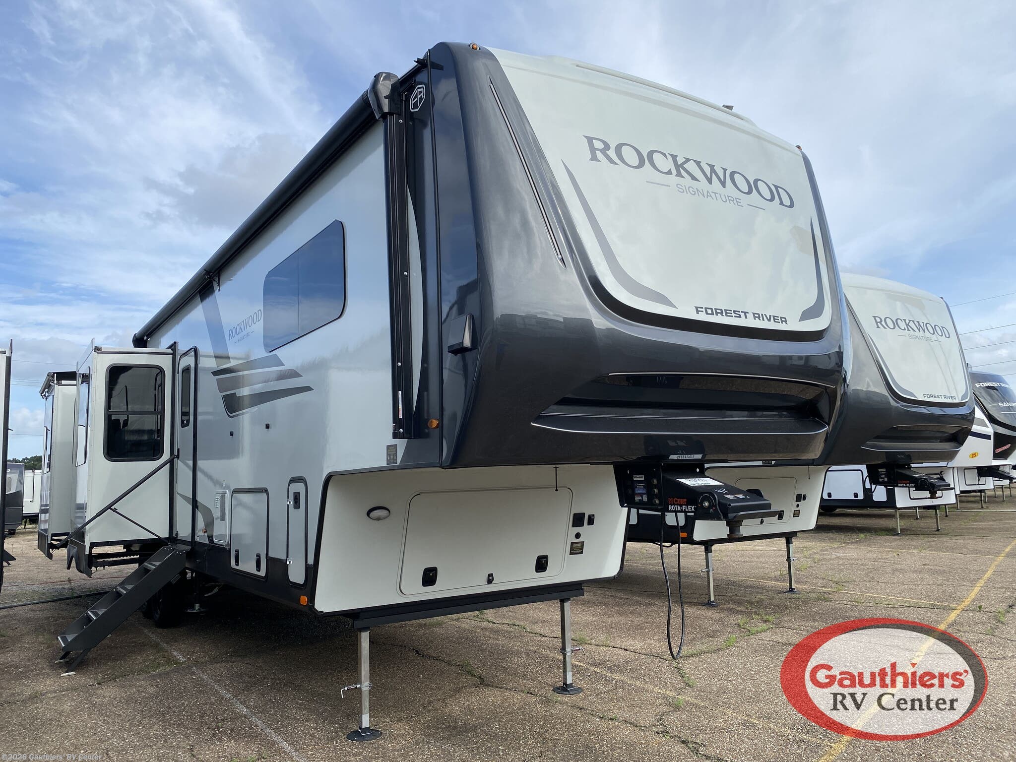 New 2026 Forest River Rockwood Signature 404SRK available in Scott, Louisiana