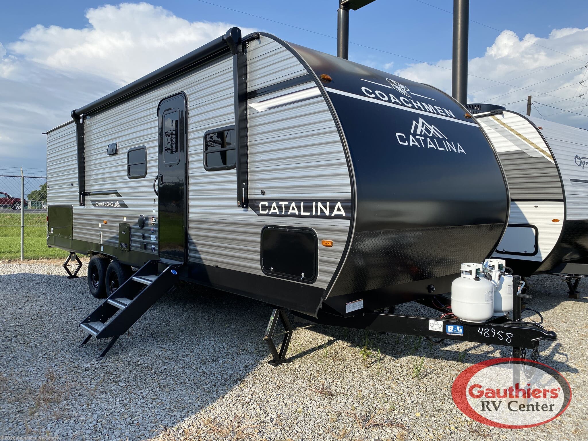 New 2027 Coachmen Catalina Summit Series 8 261BHS available in Scott, Louisiana