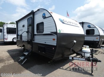 New 2023 Coachmen Clipper Ultra-Lite 17MBS available in Brownstown Township, Michigan