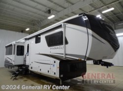 New 2024 Jayco Pinnacle 36KPTS available in Brownstown Township, Michigan