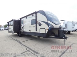 Used 2019 Keystone Cougar Half-Ton Series 32RLI available in Brownstown Township, Michigan
