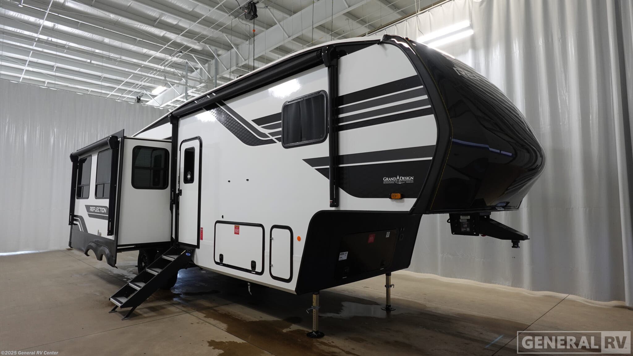 New 2026 Grand Design Reflection 303RLS available in Brownstown Township, Michigan