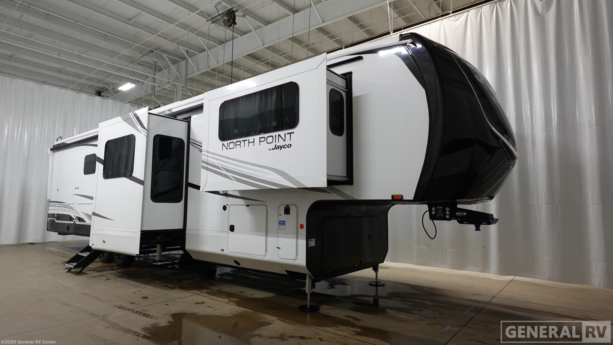 New 2026 Jayco North Point 382FLRB available in Brownstown Township, Michigan
