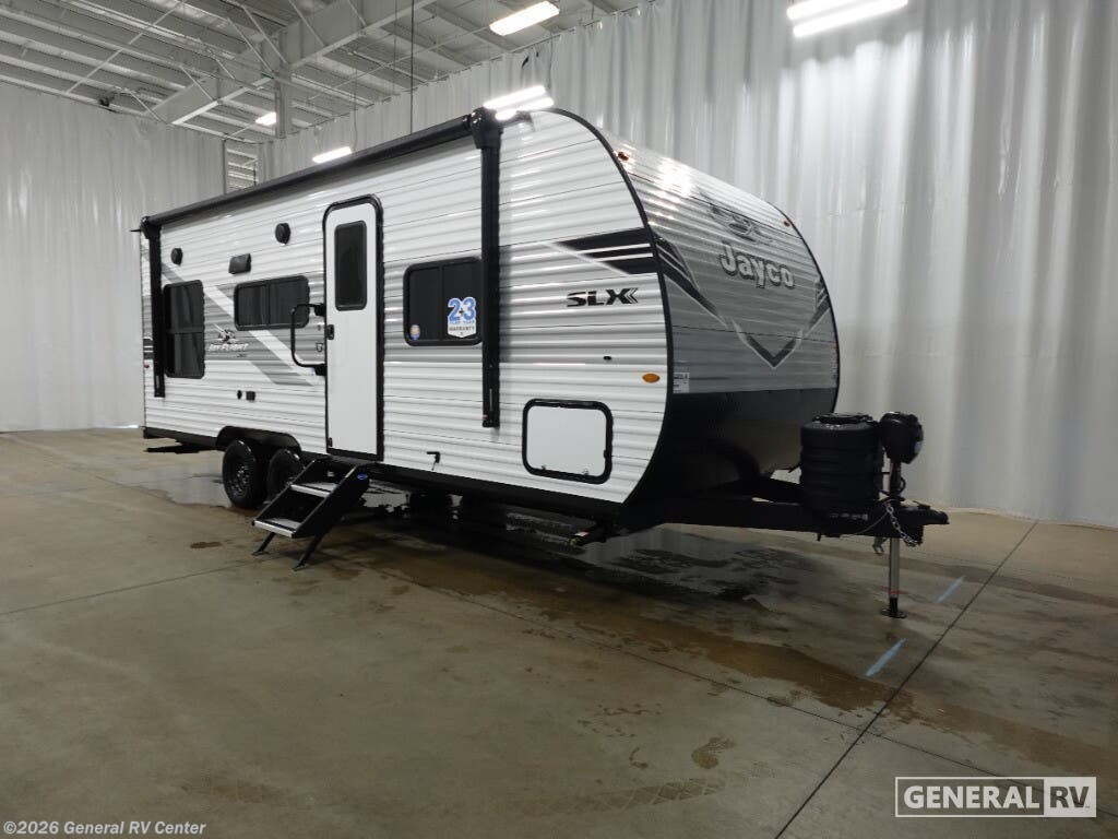 New 2026 Jayco Flight 210QB available in Brownstown Township, Michigan