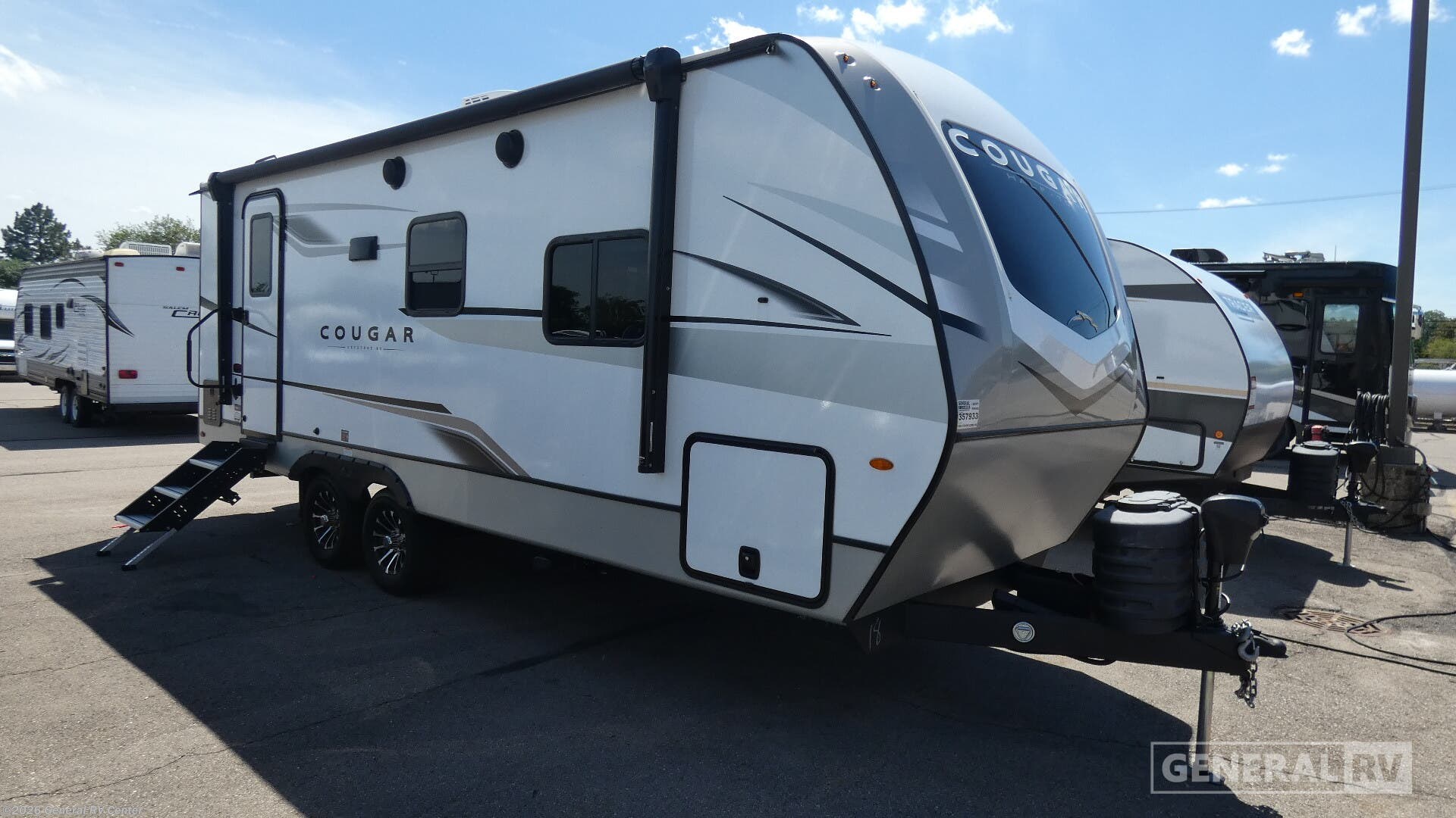 Used 2025 Keystone Cougar Half Ton 22RBS-1SL available in Brownstown Township, Michigan
