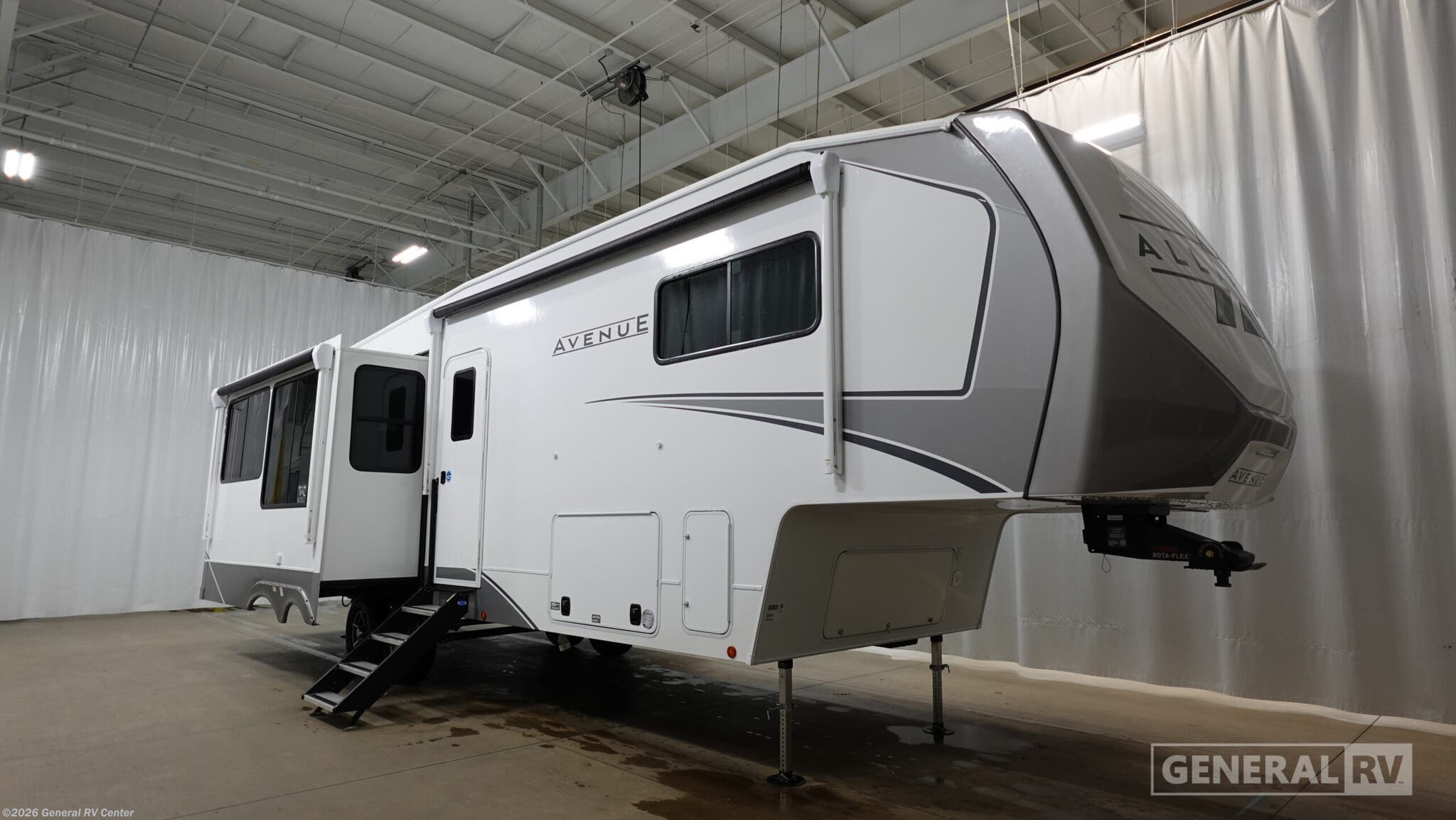 New 2026 Alliance RV Avenue 32RLS available in Brownstown Township, Michigan