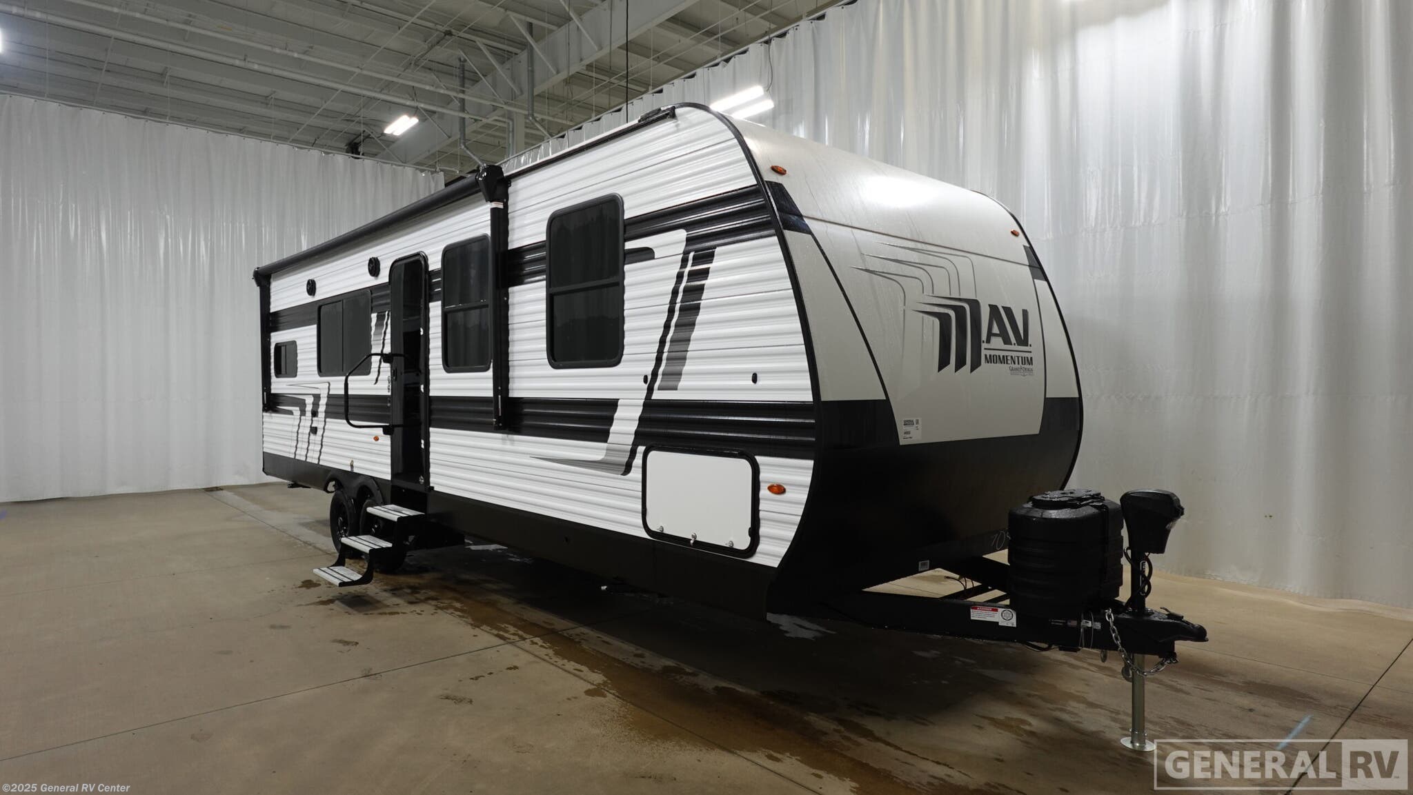New 2026 Grand Design Momentum 27MAV available in Mount Clemens, Michigan