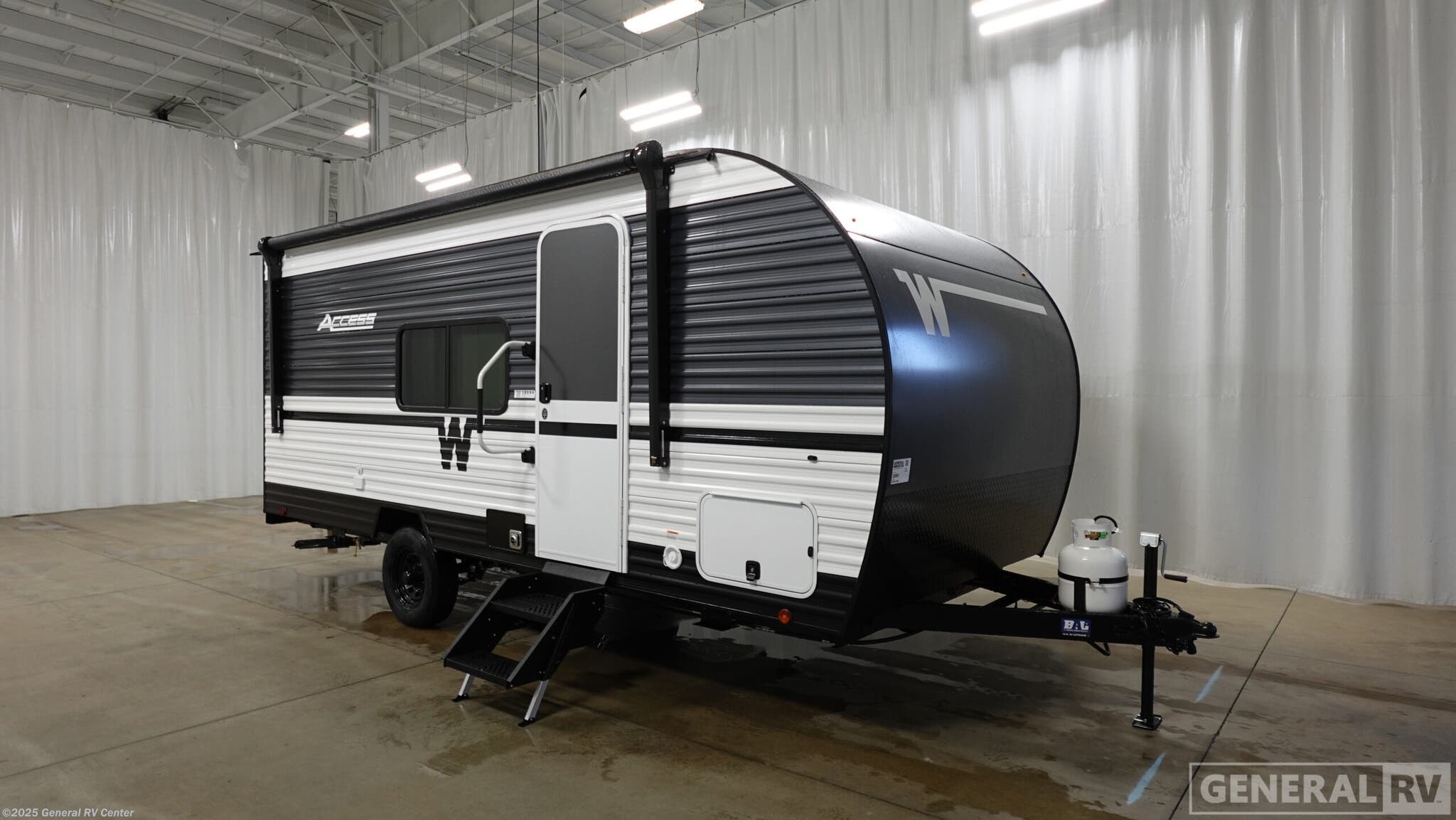 New 2026 Winnebago Access 18DBH available in Mount Clemens, Michigan