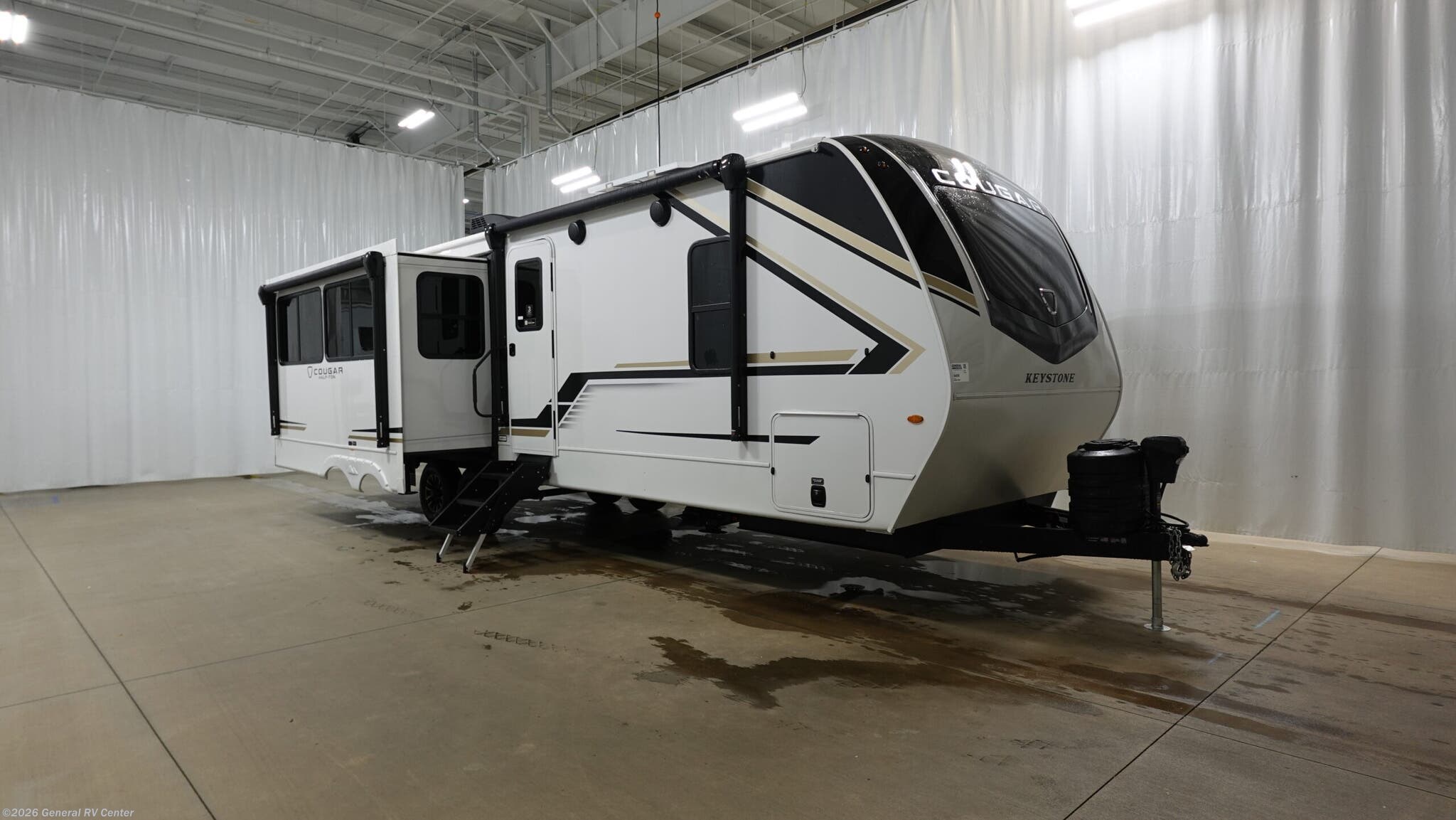 New 2026 Keystone Cougar 29RLP available in Mount Clemens, Michigan