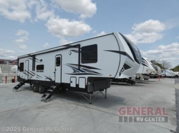 Used 2020 Highland Ridge Highlander HF327G available in Elizabethtown, Pennsylvania