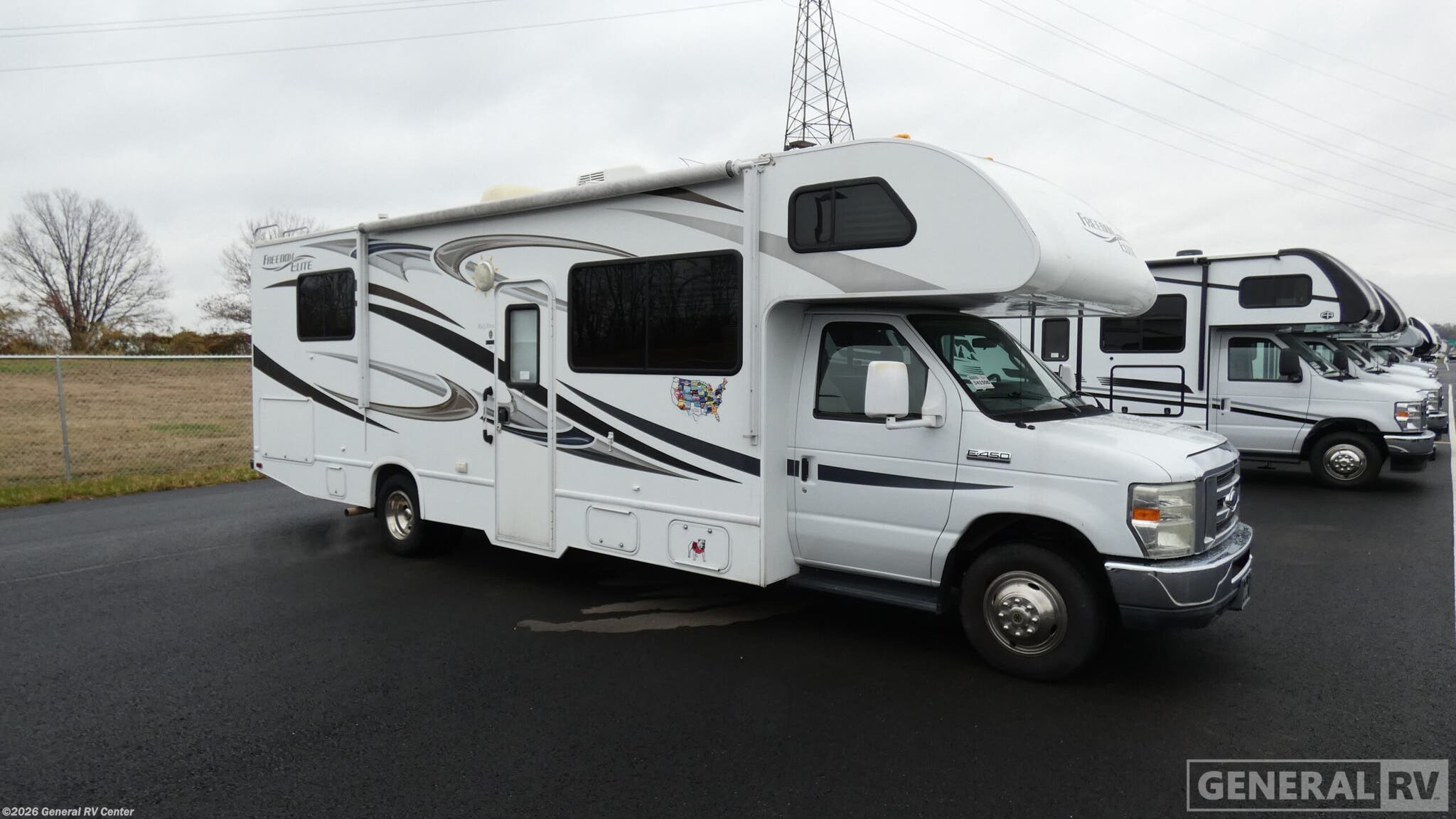 Used 2013 Thor Motor Coach Freedom Elite 28Z available in Elizabethtown, Pennsylvania