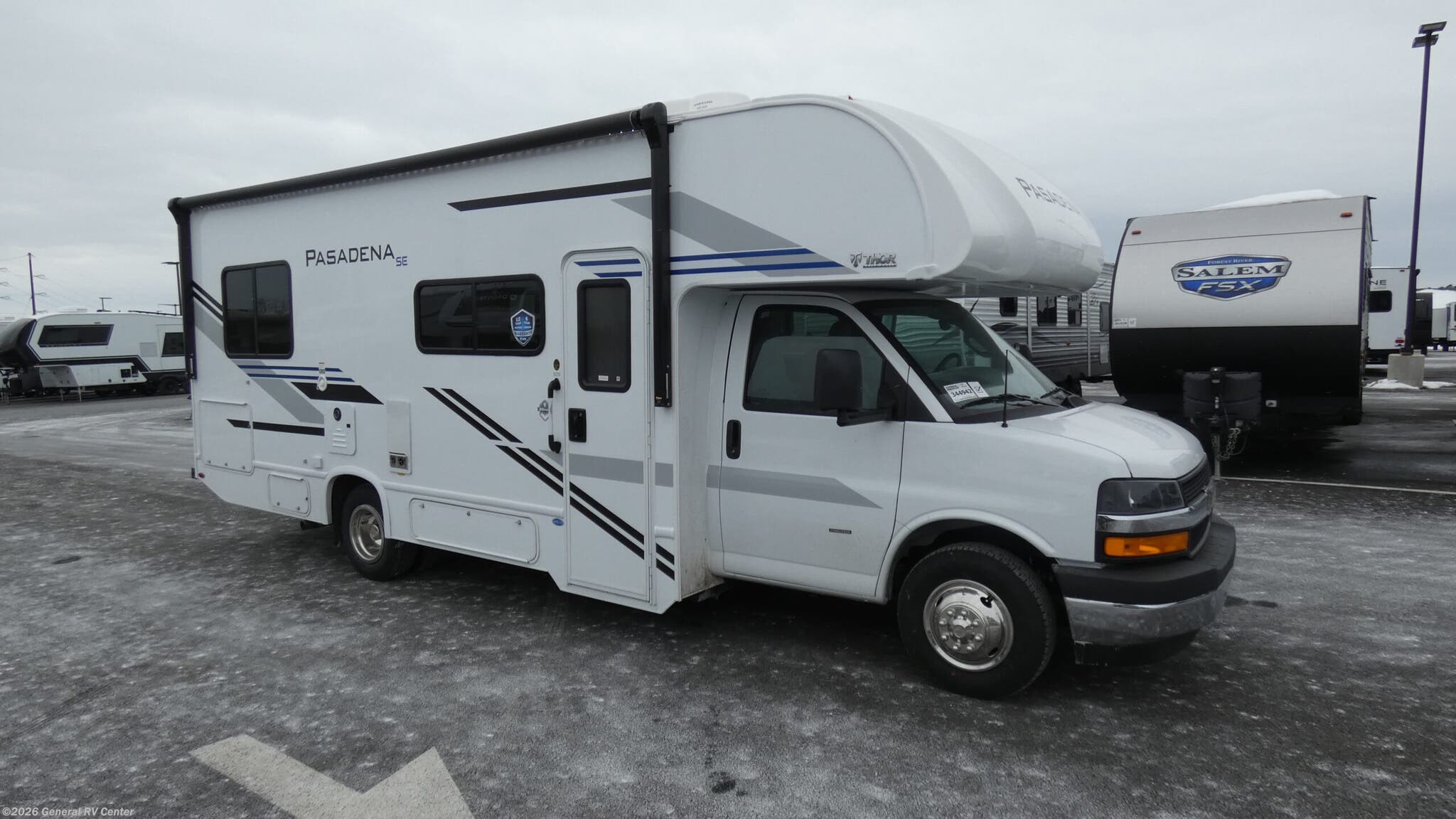 New 2026 Thor Motor Coach Pasadena SE SZ25 Chevy available in Elizabethtown, Pennsylvania