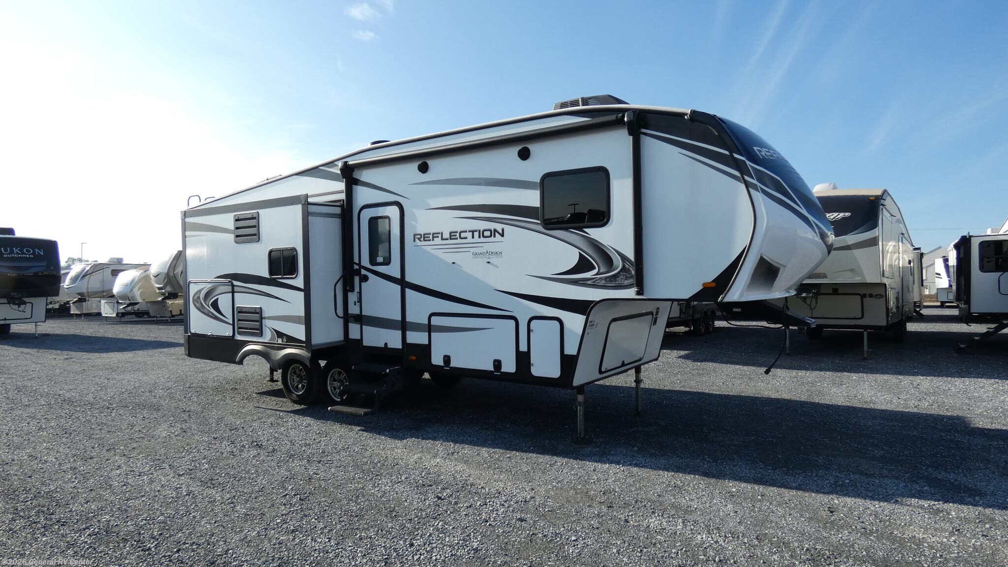 Used 2021 Grand Design Reflection 29RS available in Elizabethtown, Pennsylvania