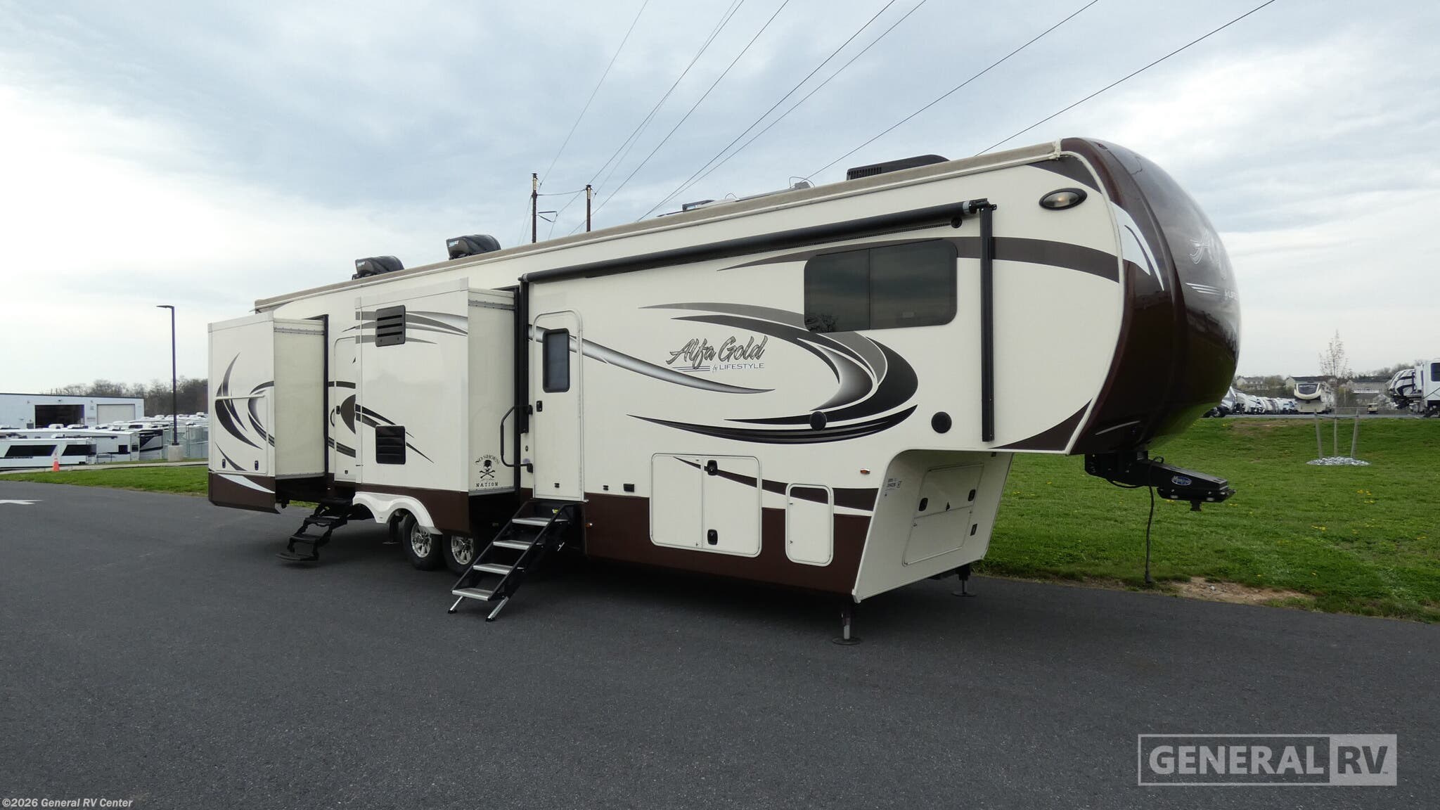 Used 2016 Lifestyle Luxury RV Alfa Gold 3805BH available in Elizabethtown, Pennsylvania