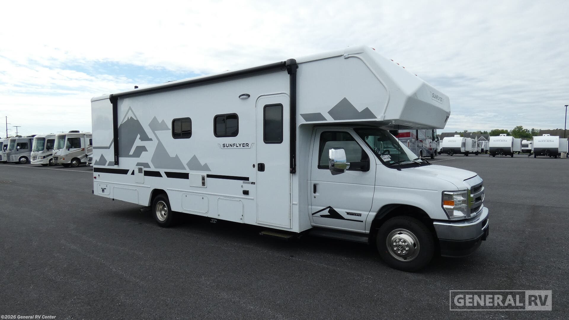 New 2027 Winnebago Sunflyer 28MB available in Elizabethtown, Pennsylvania