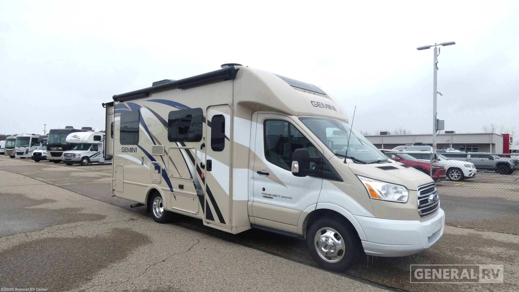 Used 2019 Thor Motor Coach Gemini 23TR available in Wayland, Michigan